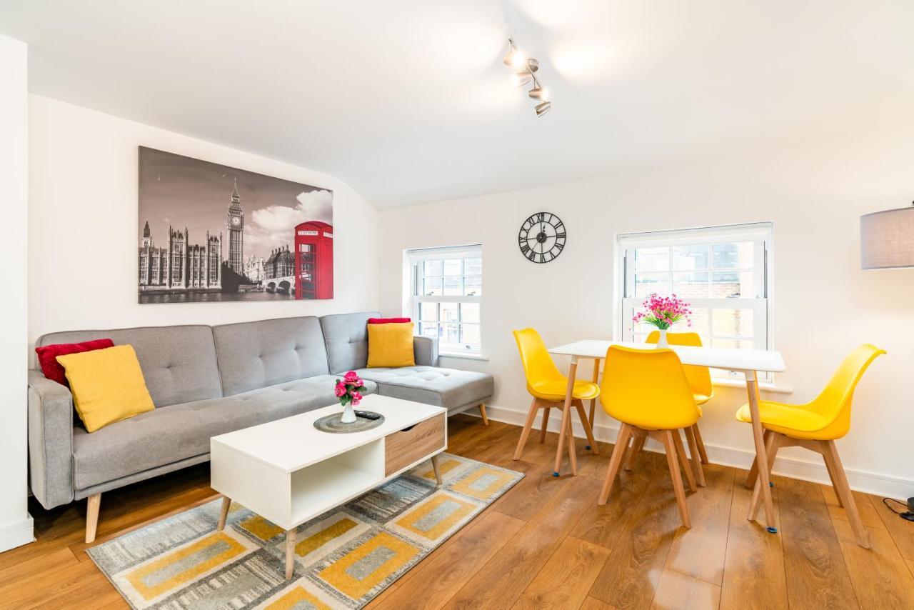Town Center Apartment With 55” Smart Tv+Netflix Άντοβερ Εξωτερικό φωτογραφία